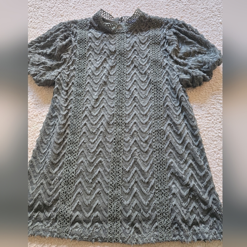 🌈Cable & Gauge Green Regalcore Short Sleeve High Neckline